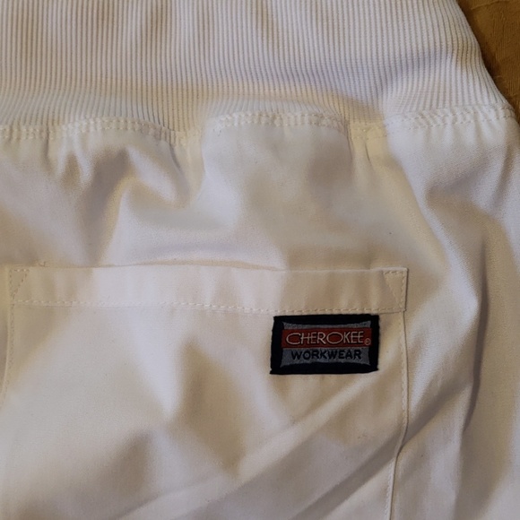 Scrub Pants- NEW NO TAG NEVER WORN - Picture 3 of 4